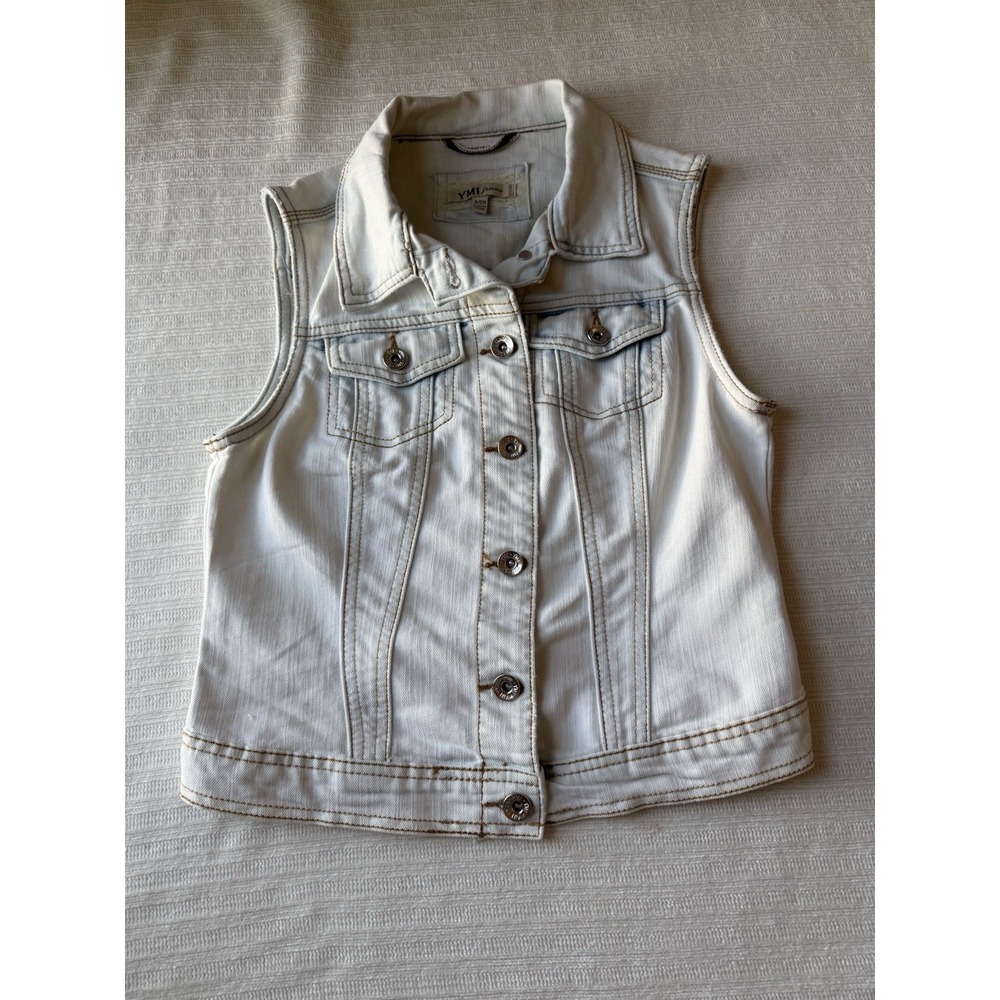 YMI Girls White Denim Sleeveless Vest M Button Front Pockets Short